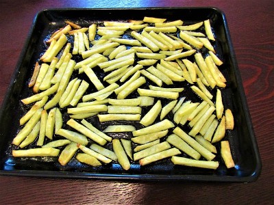 炸土豆。自制的。