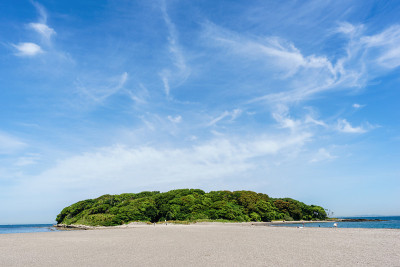 蓝天和千叶冲绳岛