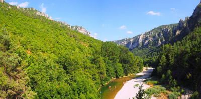 著名的塔恩峡谷全景，峡谷之间的原因Méjean和索韦特雷原因挖掘塔恩