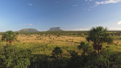 Canaima National Park tepuis的鸟瞰图:是eam、Kusary和Kuraw