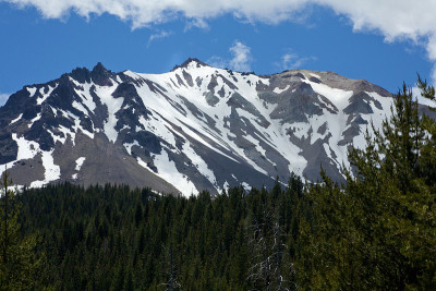 拉森火山加州州立公园