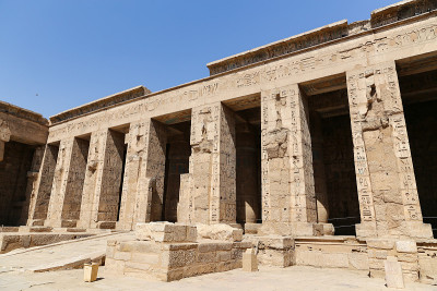 埃及卢克索的Medinet Habu神庙