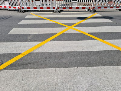 阻止了人行横道