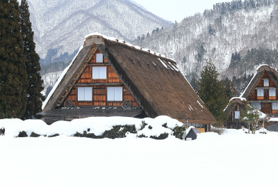 白川去村茅屋