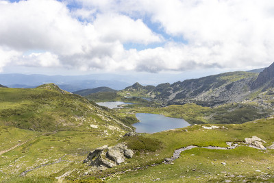 保加利亚瑞拉山七瑞拉湖景观