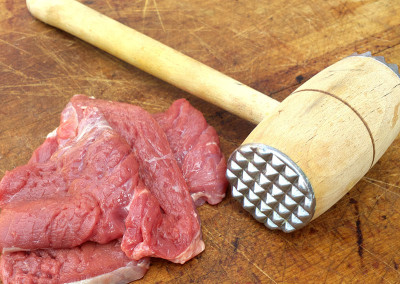 肉铺里的新鲜肉
