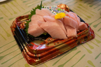 日本龙猫是一种高脂肪含量的高级鱼类