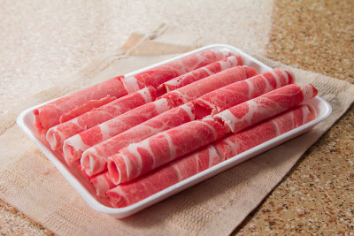 生牛肉