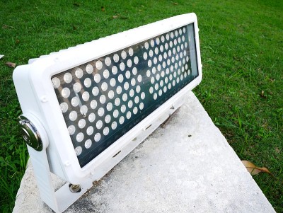 带有发光二极管的LED面板