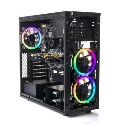 工作室拍摄的黑色游戏桌面pc与rgb灯和可见组件。