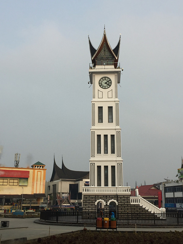 Jam Gadang, Bukittinggi是伦敦大本钟的姐妹