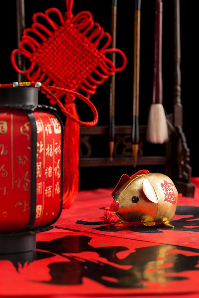 春节背景春节资料(中文翻译:祝福，生意兴隆，生意兴隆，好运和财富，一切都好即好，发财)