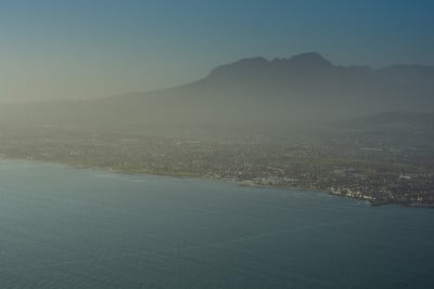 夕阳下的海尔德堡山脉