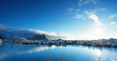 挪威罗浮敦群岛勒内村的雪