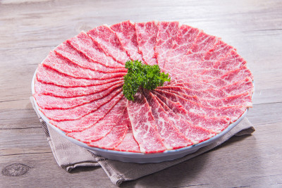 生牛肉
