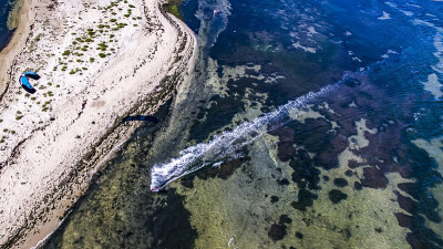 风筝冲浪