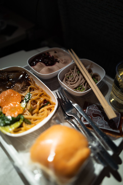 往返日本的航空(航班)膳食