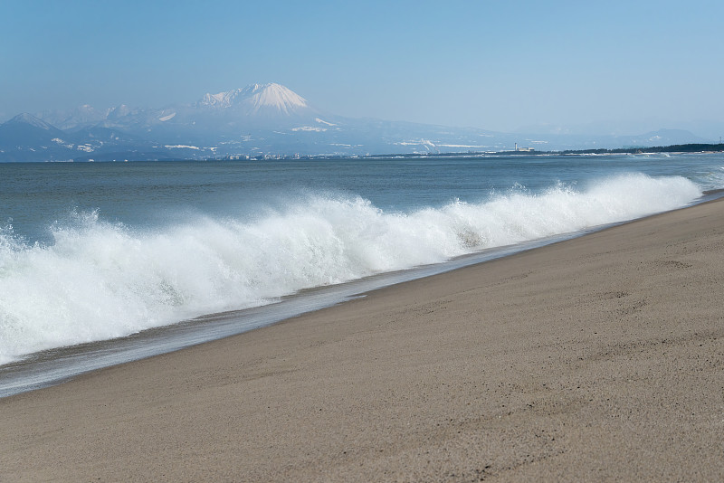 冬天的日本海和大仙山