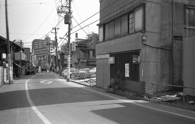 还有Suwa的新宿大道