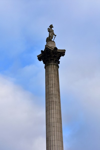 特拉法加广场纳尔逊纪念柱。伦敦,英国。