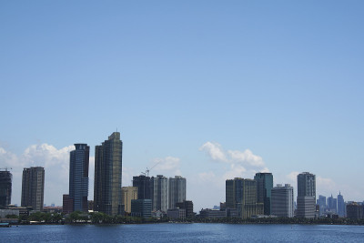 马尼拉海滨步道菲律宾城市天际线