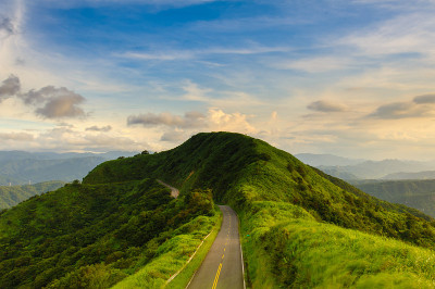 山顶上的路