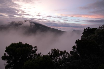 一大清早就去了福尔奈斯火山