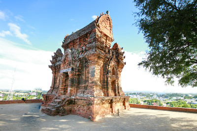 Po Klong Garai Cham塔