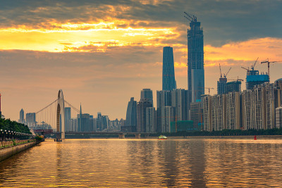 广州，中国的天际线在珠江