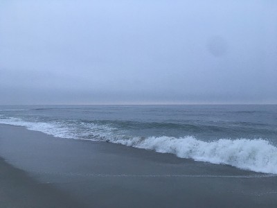 纽约长岛春季多云日出。