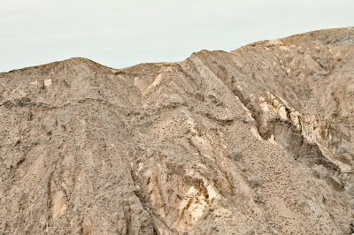 圣波尔图(葡萄牙马德拉群岛)干旱峡谷路径全景图