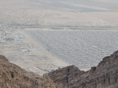 从Jabal Hafeet山的山顶，Al Ain，阿联酋。