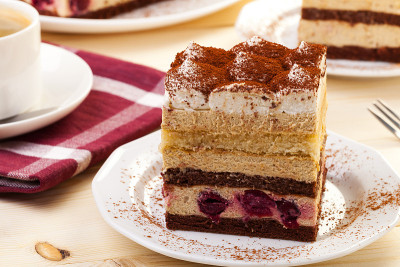 tiramisu cake