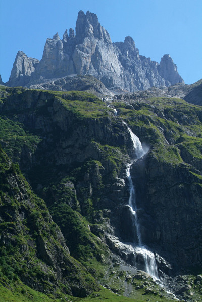 恩格尔堡附近的乡村景色