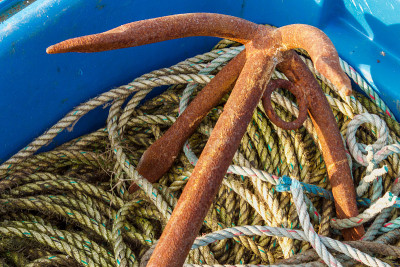 Anochor和rope in Bucket