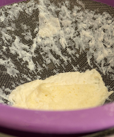 剩下的牛奶奶油，肥牛奶奶油，