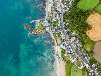 康沃尔海岸鸟瞰图，英国