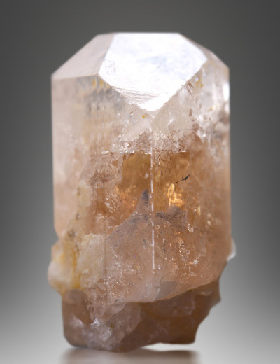 黄水晶,
矿物样品石岩石地质宝石晶体