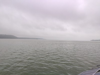 湖上
