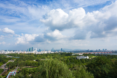 韩国首尔:天空公园俯瞰城市