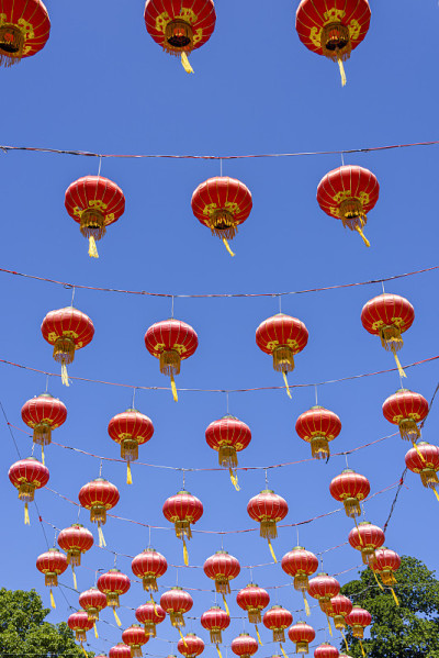 泰国，传统的中国灯笼装饰庆祝中国农历新年