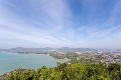 普吉岛海滩的观点