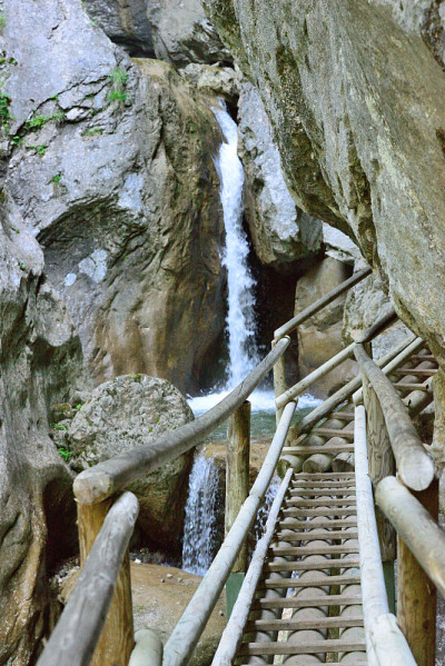 去布伦施徒步旅行?tzklamm