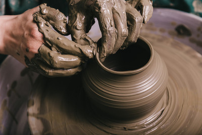 手工制作陶器轮