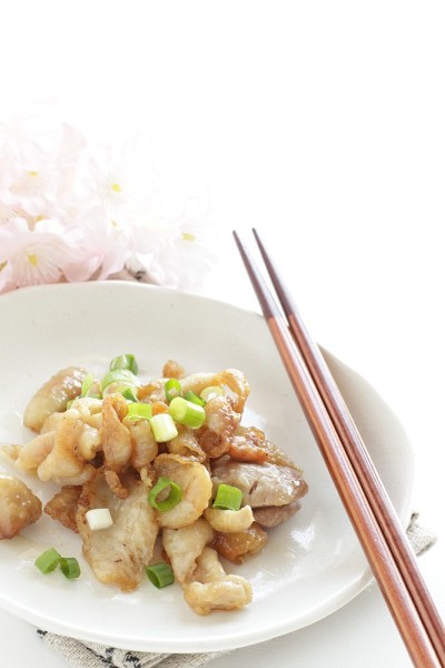 日本料理，烧鸡皮