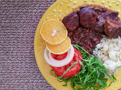 典型的巴西菜Feijoada