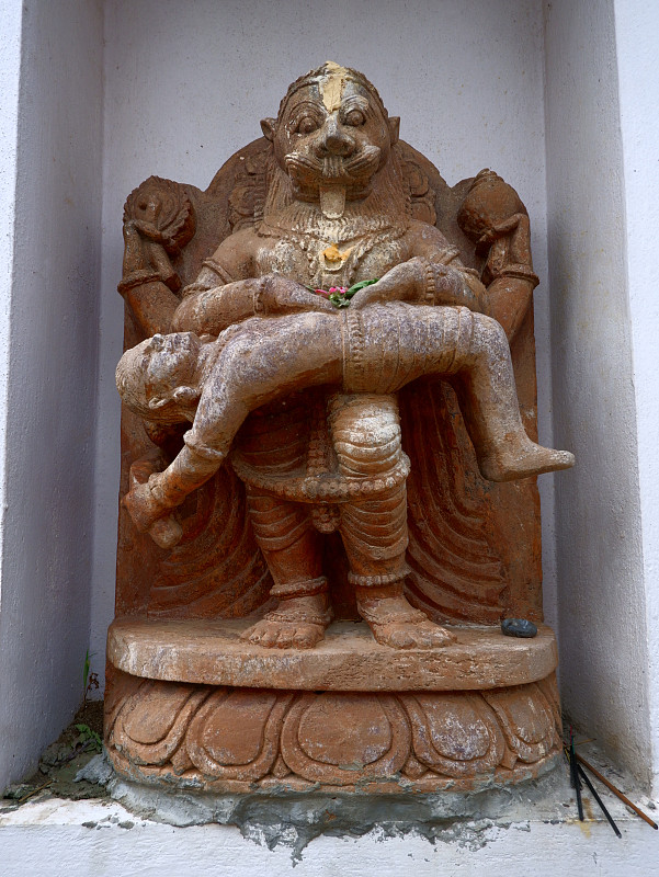 Lakshmi Narasimha雕像，Jagannath寺庙，Paduwa, Katni，奥里萨邦