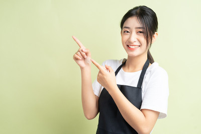 亚洲的女服务员
