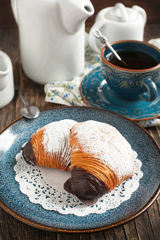 Sfogliatelle，贝壳形糕点