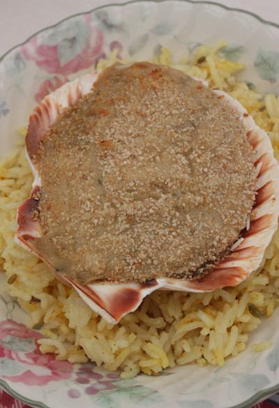 奶油焗扇贝配咖喱饭
